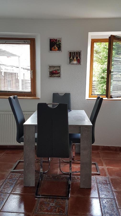 Saarlogis Haus St Arnual Appartement *
